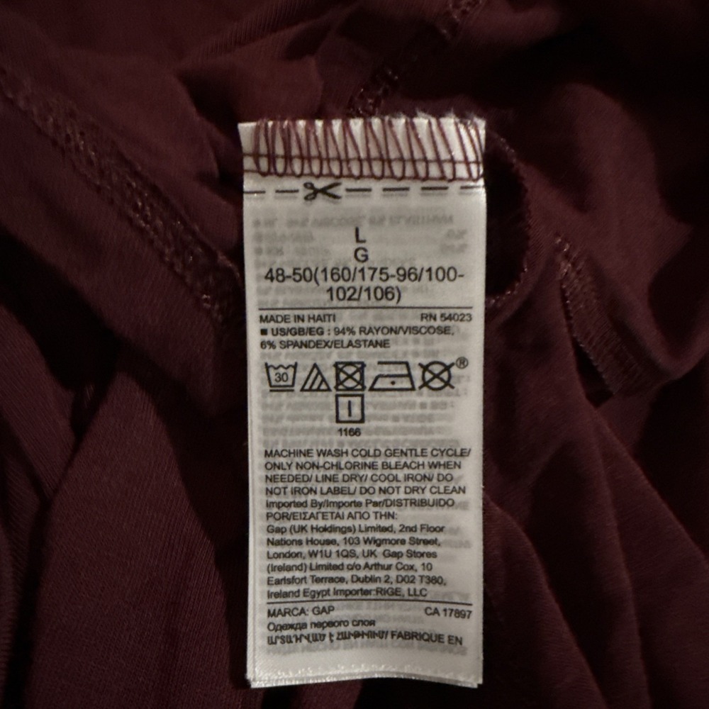 GAP Woman's Plum Colored Long Sleeve Plain Shirt Size Large NWT Super Soft - Picture 5 of 5